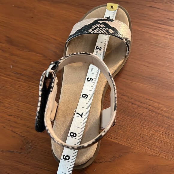 Alfani Step 'N Flex Cherryll Sliver Flatform Wedge Sandals | Size 5 - Picture 8 of 8